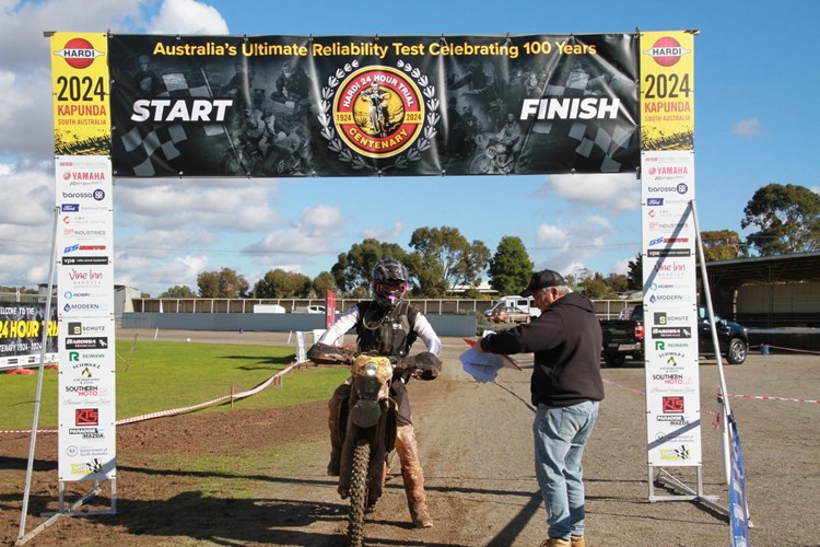 PHOTO: BLANK ROLLS WITH JOSH